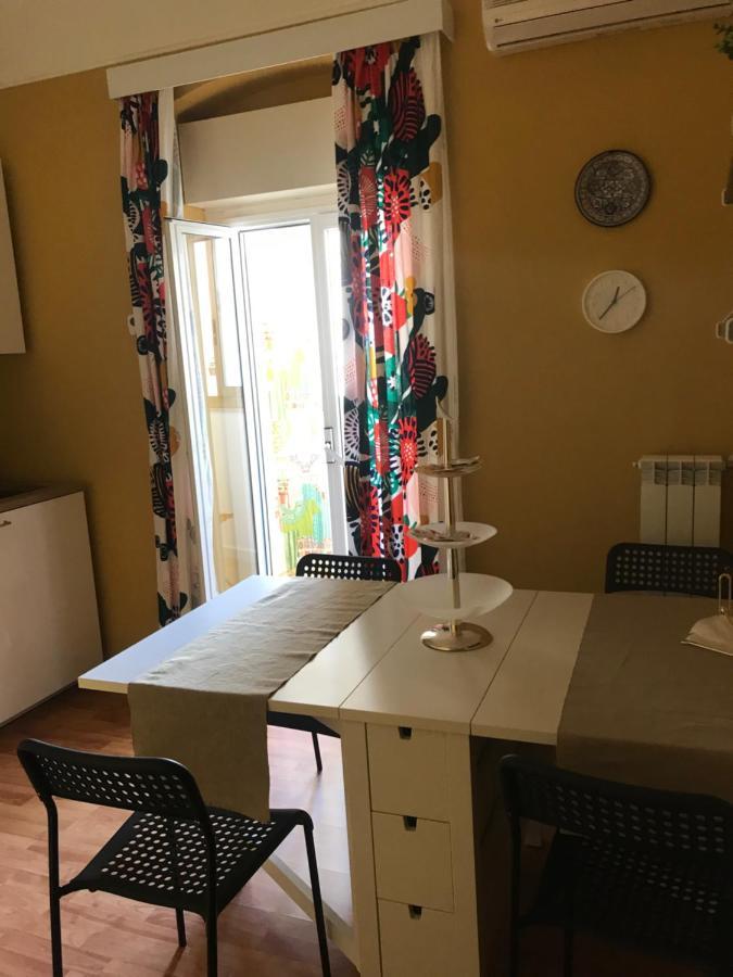Apartamento Calefati House Possibilita Self Check In Dopo Le 22 Bari Exterior foto