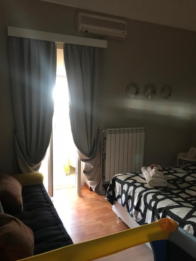 Apartamento Calefati House Possibilita Self Check In Dopo Le 22 Bari Exterior foto