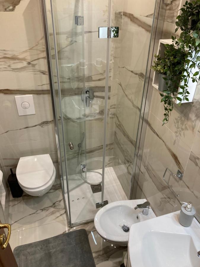 Apartamento Calefati House Possibilita Self Check In Dopo Le 22 Bari Exterior foto