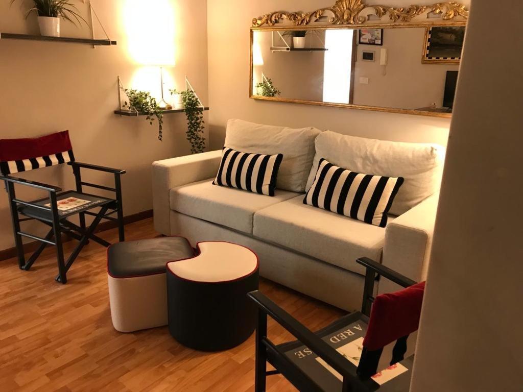 Apartamento Calefati House Possibilita Self Check In Dopo Le 22 Bari Exterior foto